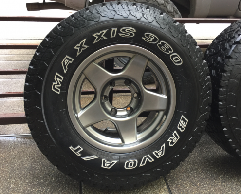 ล้อ Bradley ขอบ16 พร้อมยาง All Maxxis980 265 70 16 ปลายปี14 ดอกเต็ม เนื้อนิ่มๆ ใช้กันยาว ราคาไม่แพง