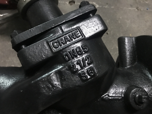 ขายวาล์วน้ำ Crane ขนาด 2.5นิ้ว วาล์วทองเหลือง ของใหม่ไม่เคยใช้งาน มี 9ตัว ราคาตัวละ 1,800 บาท ขายวาล์วน้ำ Crane ขนาด 2.5นิ้ว วาล์วทองเหลือง ของใหม่ไม่เคยใช้งาน มี 9ตัว ราคาตัวละ 1,800 บาท