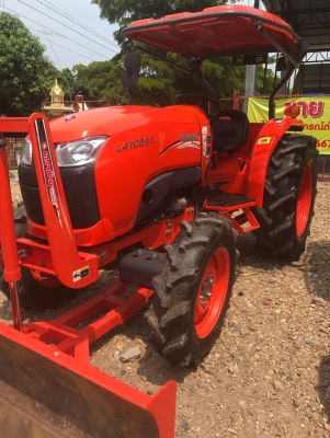 รถไถ L4708SP