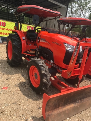 รถไถ L4708SP