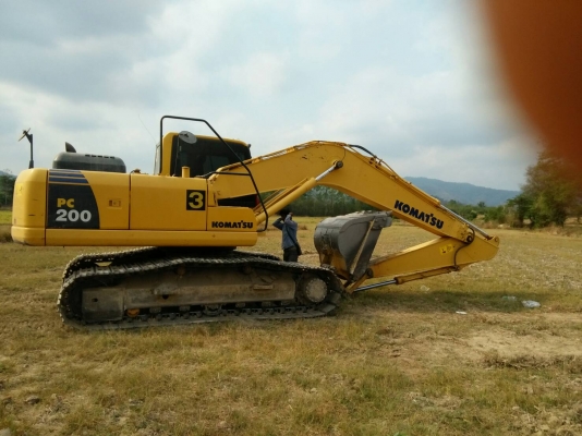 !!ขายด่วน Komatsu PC200-7 กับ PC200-8!! 2คัน 3.6ล้านบาท
