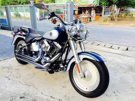 HARLEY FATBOY 2001 1HD สีเดิมแท้ๆจากโรงงาน HARLEY FATBOY 2001 1HD สีเดิมแท้ๆจากโรงงาน