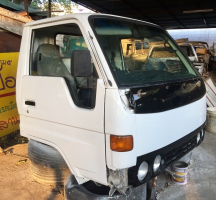 ขออนุญาติขาย หัวเก๋งมือสอง Toyota Dyna เพิ่งทำสีใหม่ อุปกรณ์ภายในครบนำไปดัดแปลงใส่กับรถบรรทุก 4,6ล้อ ขออนุญาติขาย หัวเก๋งมือสอง Toyota Dyna เพิ่งทำสีใหม่ อุปกรณ์ภายในครบนำไปดัดแปลงใส่กับรถบรรทุก 4,6ล้อ