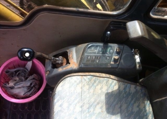 ขาย!! &gt;&gt;&gt; Komatsu Pc60 รุ่น 7 ช่วงล่างเต็ม &lt;&lt;&lt; เบอร์ติดต่อ 098-7155789