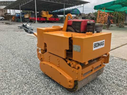 ขายรถบดเดินตาม Bomag  มือสองญี่ปุ่น บดอัดสั่นสเทือนได้ เครื่องดีเซล สภาพดีพร้อมใช้งานมีให้เลือกหลายคันหลายขนาดLine:Jiraroj2909