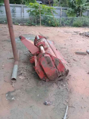 โลตาลี 180  ขายตามสภาพ ดอกจอกแตก  ( เอาไปเปลียนเอง  ) นอกนั้นใช้ได้หมดคับ   ราคา  20000  บาท   วันทูคอล 098 668-3479 dtac 094 283-9369 สิทธิ์ คับ