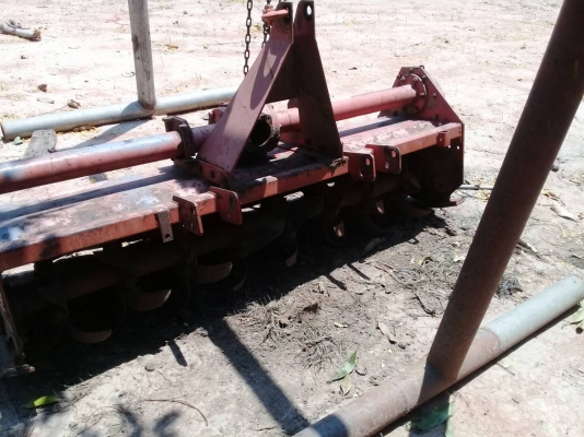 โลตาลี 180  ขายตามสภาพ ดอกจอกแตก  ( เอาไปเปลียนเอง  ) นอกนั้นใช้ได้หมดคับ   ราคา  20000  บาท   วันทูคอล 098 668-3479 dtac 094 283-9369 สิทธิ์ คับ