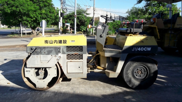 รถบด 4 ตัน Komatsu JV40CW-2A เก่าญี่ปุ่น