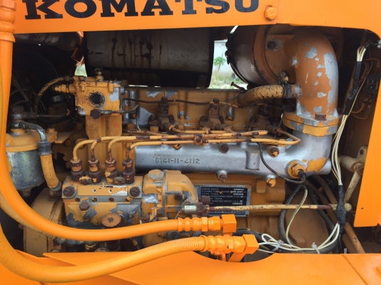 ขายรถแทรคเตอร์Komatsuรุ่นD20P3 นำเข้าจากญี่ปุ่น ไม่เคยใช้งานในไทย มีใบอินวอย มีดสไลด์4ทิศทาง ตีนเป็ด สภาพดีพร้อมใช้งานLine:Jiraroj2909