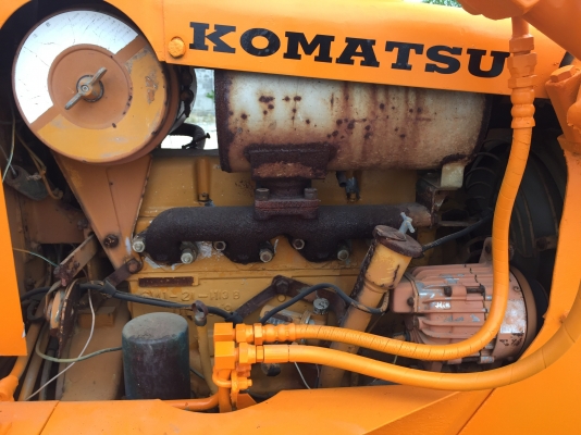 ขายรถแทรคเตอร์Komatsuรุ่นD20P3 นำเข้าจากญี่ปุ่น ไม่เคยใช้งานในไทย มีใบอินวอย มีดสไลด์4ทิศทาง ตีนเป็ด สภาพดีพร้อมใช้งานLine:Jiraroj2909