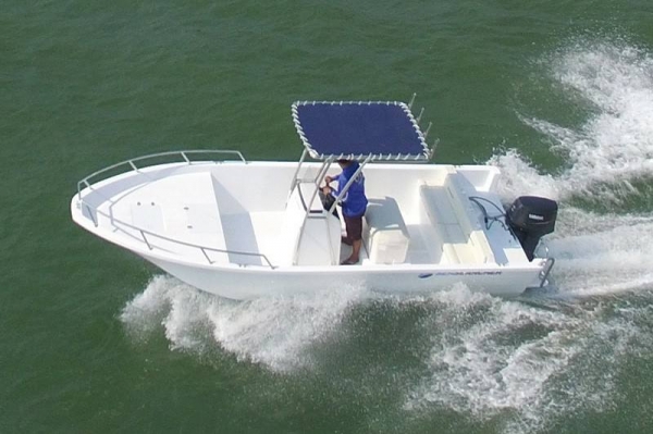 ขายเรือไฟเบอร์ speed boat 19 ฟุต หล่อใหม่ ราคา 195,000 บาท