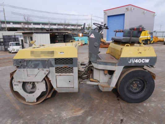 รถบด Komatsu JV40CW-2A เก่าญี่ปุ่นแท้แน่นอน เพิ่งลงจากตู้