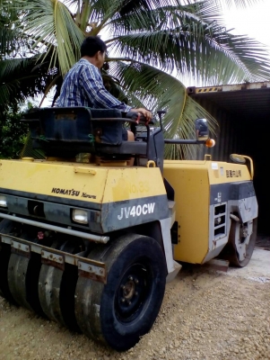 รถบด Komatsu JV40CW-2A เก่าญี่ปุ่นแท้แน่นอน เพิ่งลงจากตู้