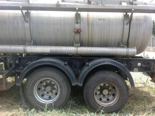 ขายพ่วงละ 350,000 หางพ่วงถังบรรจุกรดเกลือ 2 เพลา สภาพถังดี คัชซีสวย ยางพร้อมใช้เอกสารพร้อมโอน มี 3 หาง รถอยู่ กทม. 090-772-3710 090-772-3708