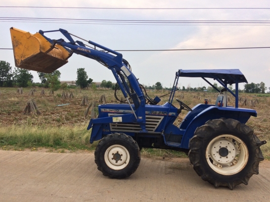 ขายรถไถติดตักครับ Iseki TL3200 32 แรงม้า ราคาเบาๆ เก่านอก ขายรถไถติดตักครับ Iseki TL3200 32 แรงม้า ราคาเบาๆ เก่านอก