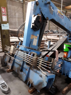 ขายเครนDongyang  8 ตัน  บูม 5ท่อน