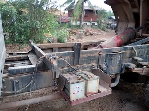 ขายด่วน 6 ล้อดั้ม หัวยาว ขายด่วน 6 ล้อดั้ม หัวยาว