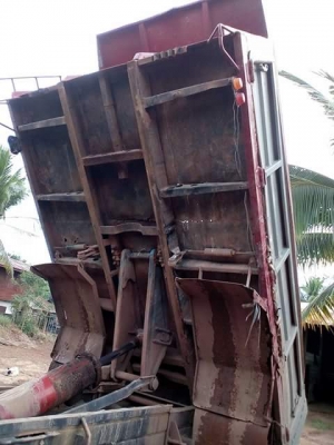 ขายด่วน 6 ล้อดั้ม หัวยาว ขายด่วน 6 ล้อดั้ม หัวยาว