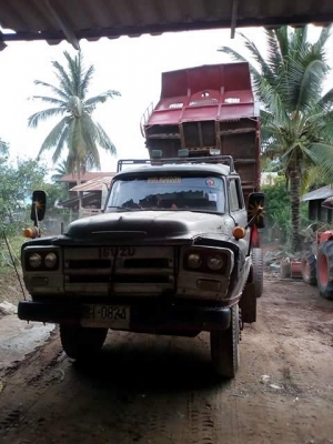 ขายด่วน 6 ล้อดั้ม หัวยาว ขายด่วน 6 ล้อดั้ม หัวยาว