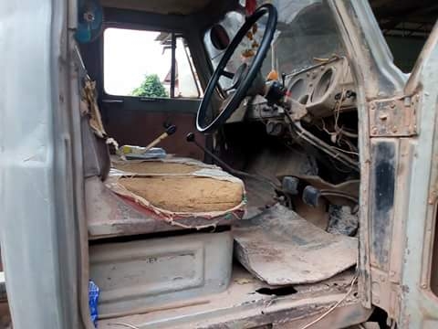 ขายด่วน 6 ล้อดั้ม หัวยาว ขายด่วน 6 ล้อดั้ม หัวยาว