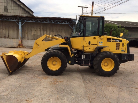รถตัก Komatsu WA100 นำเข้ามาเป็นรถใหม่ปี2013