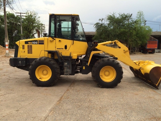 รถตัก Komatsu WA100 นำเข้ามาเป็นรถใหม่ปี2013