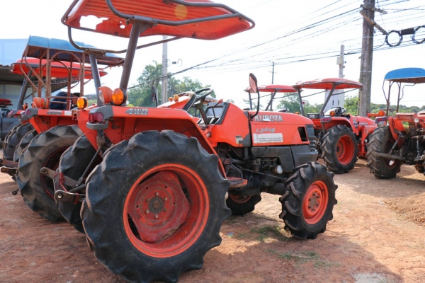 สามย่านแทรคเตอร์ ขายรถไถ KUBOTA L3408 ตัวเปล่า เครื่องดี เกียร์ดี ไฮดรอลิคดี มีทะเบียนพร้อมโอน สามย่านแทรคเตอร์ ขายรถไถ KUBOTA L3408 ตัวเปล่า เครื่องดี เกียร์ดี ไฮดรอลิคดี มีทะเบียนพร้อมโอน