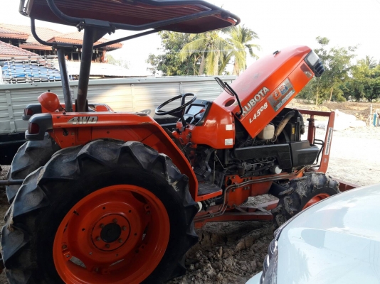 รถไถ 45 แรง   ปึ 53  เครื่องแห้งดี  พร้อมลุยงาน อุปกร  2 ชิ้น  ราคา  เบาฯฯ  240000  บาท  ต่อลองคับ     ดูรถ ที จ. สุรินทร์   วันทูคอล 098 668-3479 dtac 094 283-9369    สิทธิ์ คับ