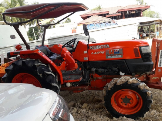 รถไถ 45 แรง   ปึ 53  เครื่องแห้งดี  พร้อมลุยงาน อุปกร  2 ชิ้น  ราคา  เบาฯฯ  240000  บาท  ต่อลองคับ     ดูรถ ที จ. สุรินทร์   วันทูคอล 098 668-3479 dtac 094 283-9369    สิทธิ์ คับ