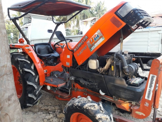 รถไถ 45 แรง   ปึ 53  เครื่องแห้งดี  พร้อมลุยงาน อุปกร  2 ชิ้น  ราคา  เบาฯฯ  240000  บาท  ต่อลองคับ     ดูรถ ที จ. สุรินทร์   วันทูคอล 098 668-3479 dtac 094 283-9369    สิทธิ์ คับ