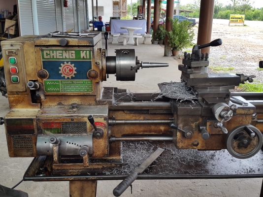 แท่นกลึง 4 ฟุต 2 เพลา พร้อมใช้งาน ไฟบ้าน อุปกรณ์ครบๆๆ ด่วนๆๆ 45,000