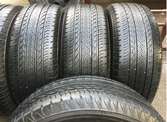 ยาง Bridgestone 265 65 17 กลางปี15 ดอกเต็ม ใช้ยาว มี2ชุด ราคาไม่แพง