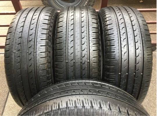 ยาง Goodyear 265 65 17 กลางปี15 ดอกเต็ม เนื้อนิ่มๆ ใช้กันยาว ราคาไม่แพง