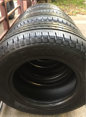 ยาง Goodyear 265 65 17 กลางปี15 ดอกเต็ม เนื้อนิ่มๆ ใช้กันยาว ราคาไม่แพง