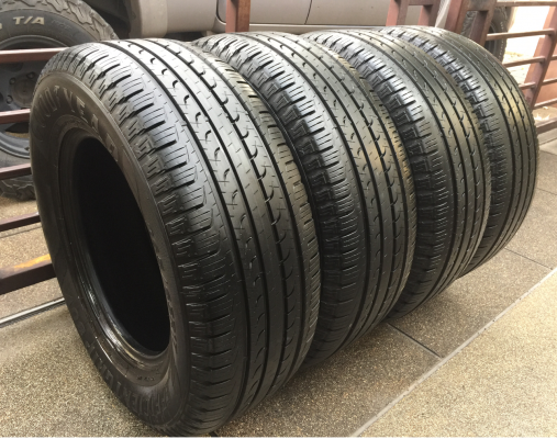 ยาง Goodyear 265 65 17 กลางปี15 ดอกเต็ม เนื้อนิ่มๆ ใช้กันยาว ราคาไม่แพง