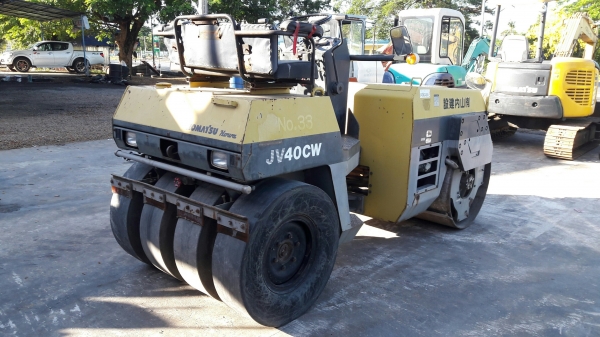 รถบด 4 ตัน Komatsu JV40CW-2A เก่าญี่ปุ่น