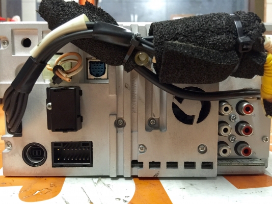 ขายจอทีวีเพดาน ZULEX 11.6&quot; รุ่น PJR-116H จอ LED