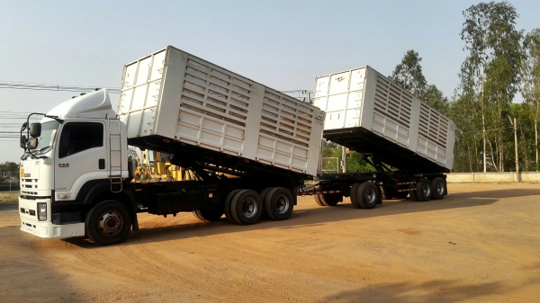 ขายครับ isuzu 360 ปี56 ปลายปีรถสวยพร้อมใช้งาน รวมน้ำหนักและกะบะที่ยังใส่ของได้ประมาณ 28 ตัน กว่า ขายทั้งสด และผ่อนครับ