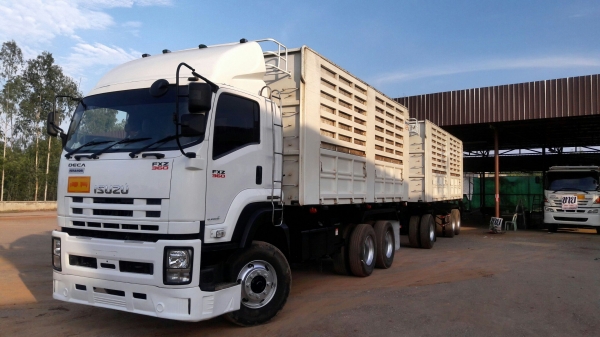 ขายครับ isuzu 360 ปี56 ปลายปีรถสวยพร้อมใช้งาน รวมน้ำหนักและกะบะที่ยังใส่ของได้ประมาณ 28 ตัน กว่า ขายทั้งสด และผ่อนครับ