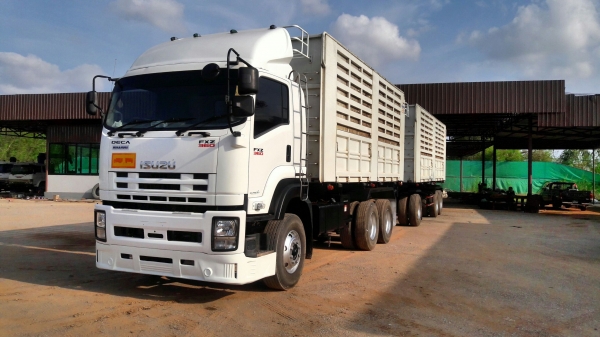 ขายครับ isuzu 360 ปี56 ปลายปีรถสวยพร้อมใช้งาน รวมน้ำหนักและกะบะที่ยังใส่ของได้ประมาณ 28 ตัน กว่า ขายทั้งสด และผ่อนครับ
