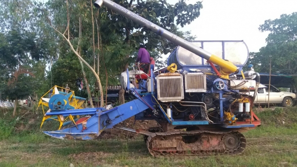 ขายครับ เครื่อง 6D-17 turbo. ตัวเดิน 10 อภิชาติ โซ่ 15 ข้อ โรลเลอร์ 10 ลูก 365,000 ราคาโดนใจ 091-0206555 อยู่ ศรีสะเกษ ครับ ขายครับ เครื่อง 6D-17 turbo. ตัวเดิน 10 อภิชาติ โซ่ 15 ข้อ โรลเลอร์ 10 ลูก 365,000 ราคาโดนใจ 091-0206555 อยู่ ศรีสะเกษ ครับ