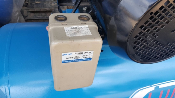 ปั้มลม AIR COMPRESSOR LUMAN ขนาด300ลิตร/ 3สูบ/ 10 แรง/ ไฟ380V**ยังไม่เคยใช้งาน*ขายราคา 29,500บาท ติดต่อ089-2619445 ปั้มลม AIR COMPRESSOR LUMAN ขนาด300ลิตร/ 3สูบ/ 10 แรง/ ไฟ380V**ยังไม่เคยใช้งาน*ขายราคา 29,500บาท ติดต่อ089-2619445