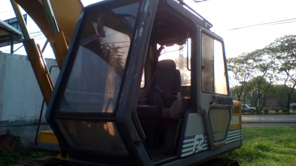 รถแบคโฮ SUMITOMO S2650 ลดราคาเหลือ 480,000 บาท.