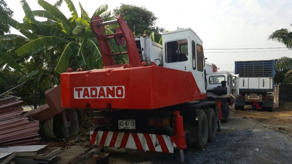 เครน tadano 20 ตัน พร้อมใช้งานเล่มทะเบียน