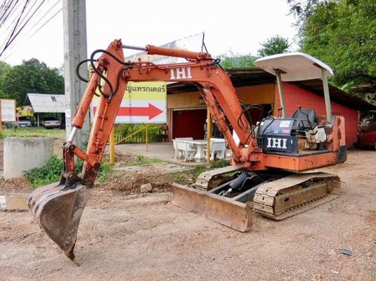 ขายด่วน  รถแบ๊คโฮเก่านอกญี่ปุ่น  ยี่ห้อ : IHI   แบบ : IS-30FX แทรกเหล็ก,เครื่อง3สูบ,ชั่วโมงการทำงาน2300ชม. สนใจติดต่อ : 099-907-9273 กิ๊ฟ กมลชนก