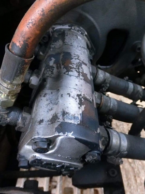 ขายด่วน  รถแบ๊คโฮเก่านอกญี่ปุ่น  ยี่ห้อ : IHI   แบบ : IS-30FX แทรกเหล็ก,เครื่อง3สูบ,ชั่วโมงการทำงาน2300ชม. สนใจติดต่อ : 099-907-9273 กิ๊ฟ กมลชนก