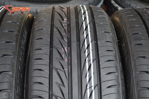 BRIDGESTONE MY02 205/45R17 ปี17 ราคาพิเศษ