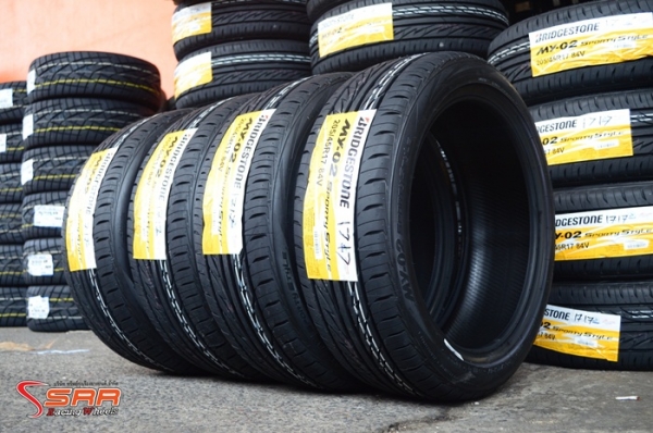 BRIDGESTONE MY02 205/45R17 ปี17 ราคาพิเศษ