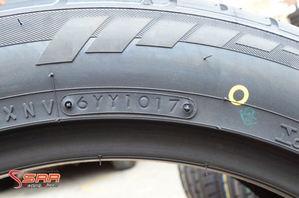 TOYO T1-SPORT SUV 235/50R19 ปี17 ราคาพิเศษ