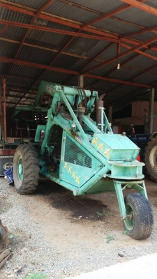 รถคีบอ้อยสามล้อ